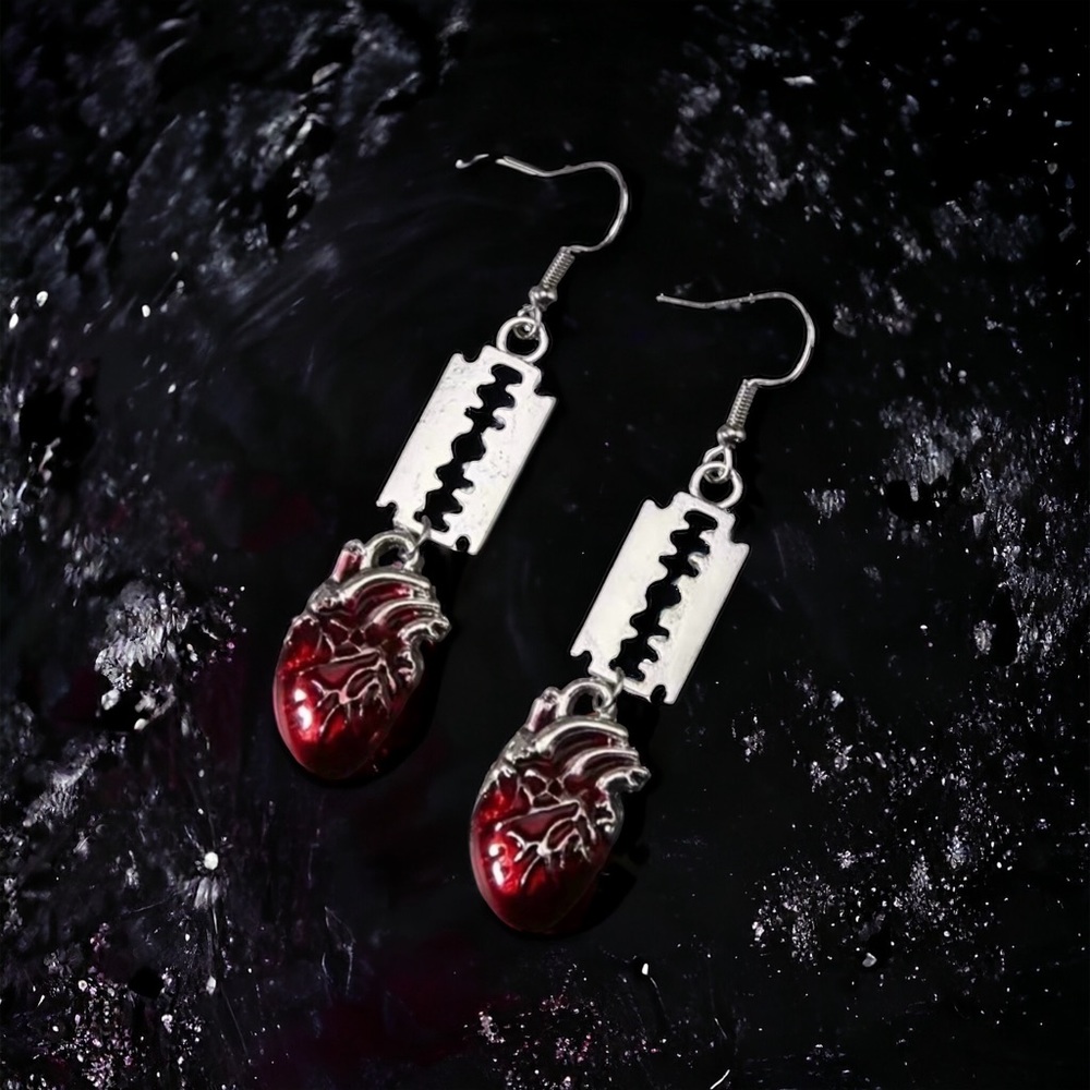 1pair Gothic Style Red Heart & Blade Silver Plated Drop Dangle Earrings Faux Fas